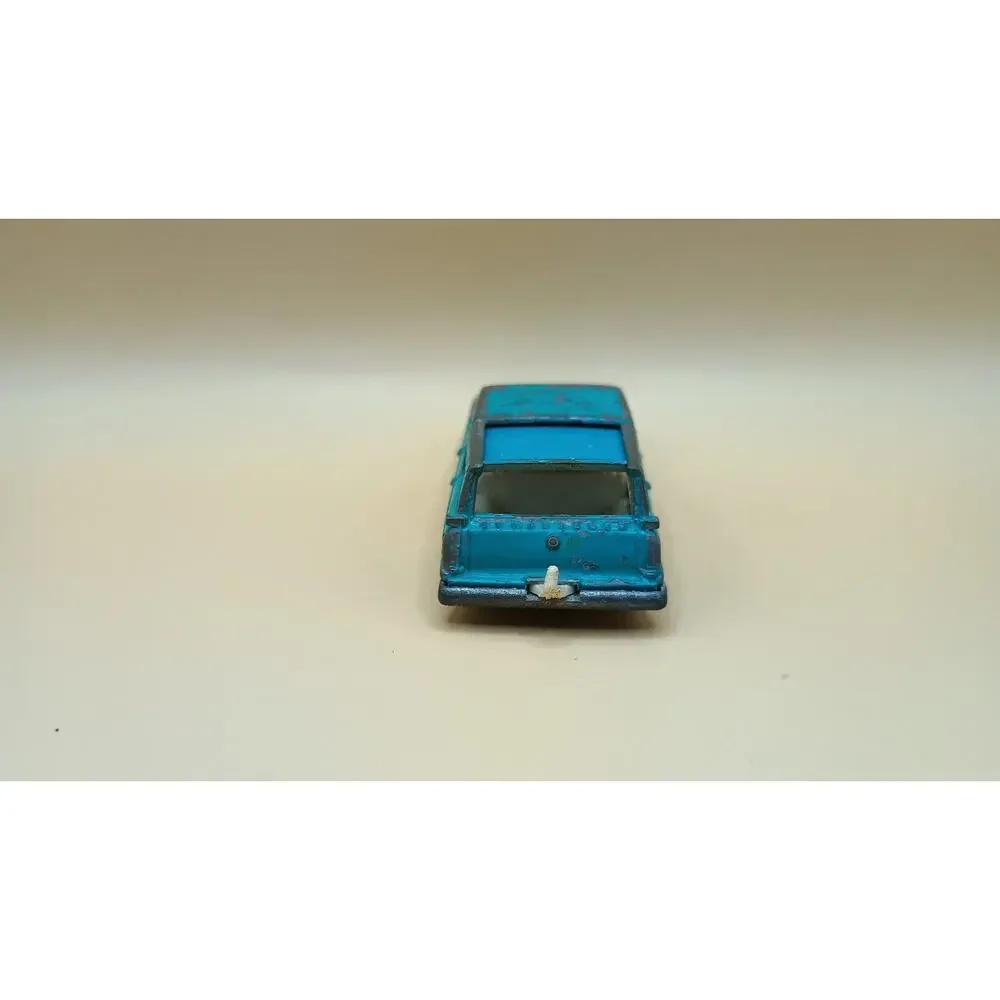 Matchbox Series #42 ~ Studebaker Lark Wagonaire ~ Made in England By Lesley D24